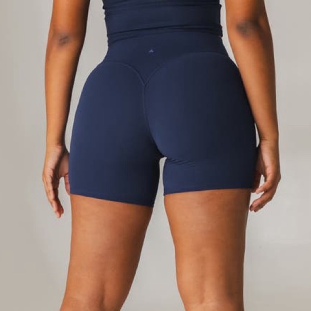 Vitality Cloud II Volley Short in Sapphire Blue, Size S